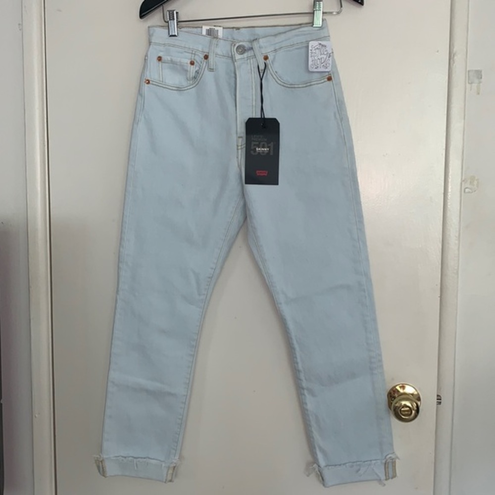NWT Levi’s 501 Skinny Mint/Menthe Jean Size 26